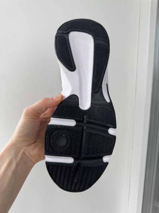 Nike Defyallday чоловічі кросівки р. 43
