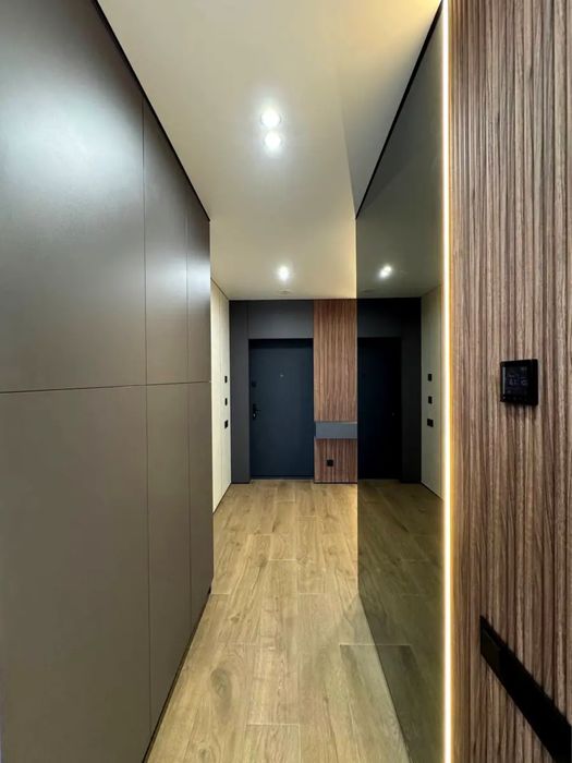 ДИЗАЙНЕРСЬКА 1+1к. квартира в ЖК Паркові Озера2, вул. Воскресенська 2В