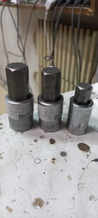 головки з квадратом 1\2. 3\4