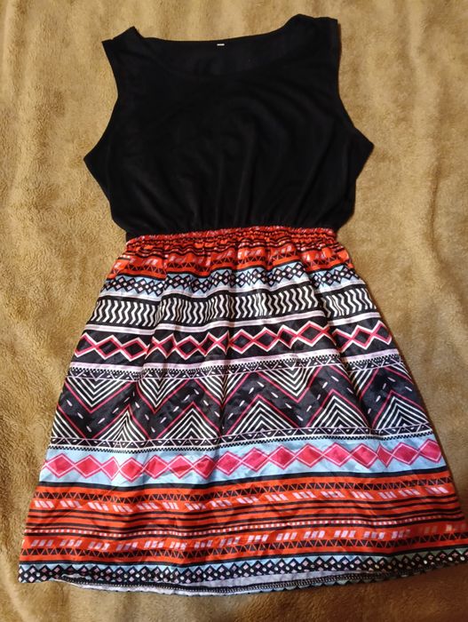 Sukienka letnia bez rękawów rozmiar 152