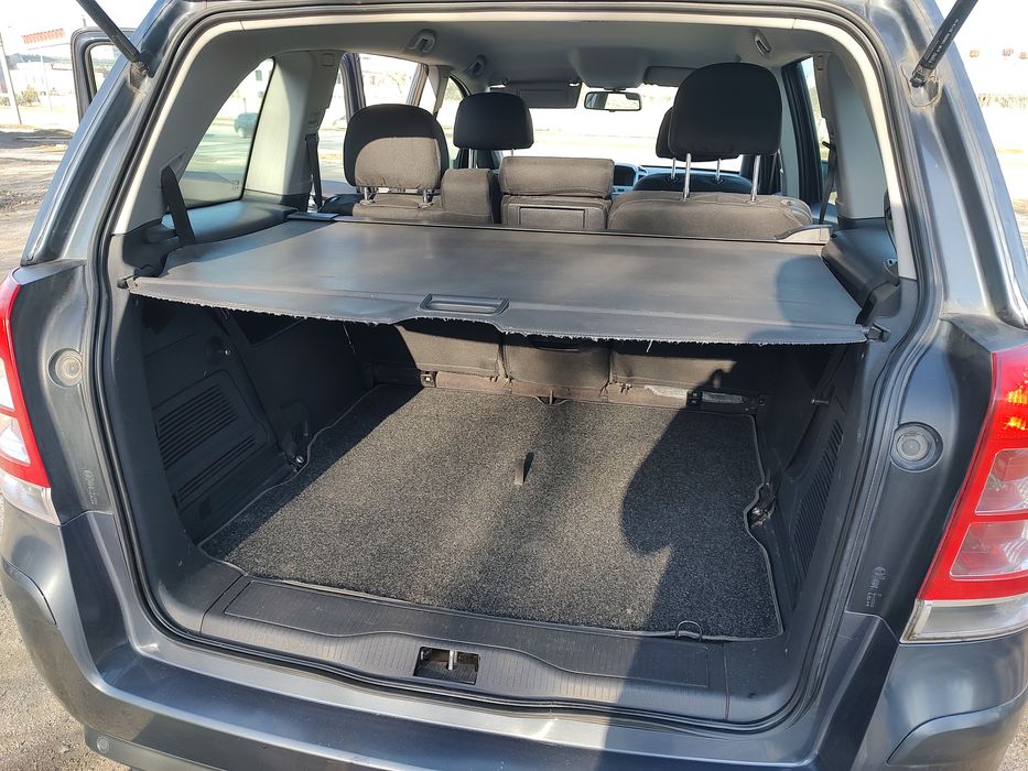 Opel Zafira 1.7 дизель 7 мест