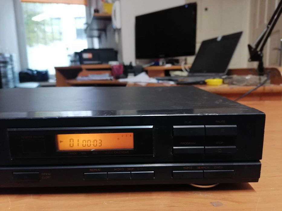 Odtwarzacz CD Crown CD2111R