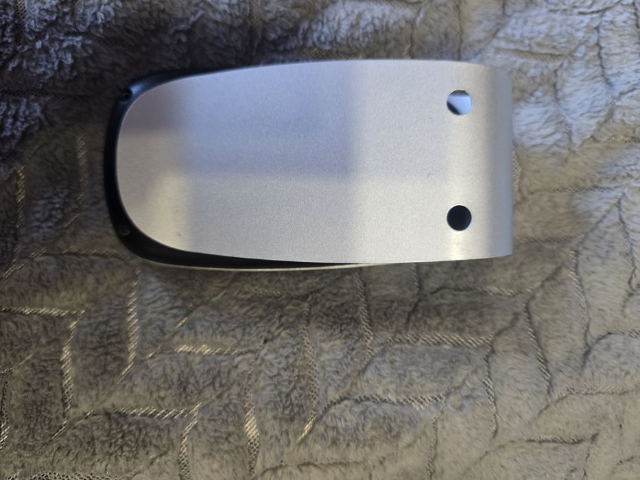 Jabra zestaw głośnomówiący do auta.