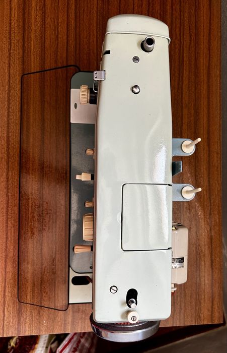 Máquina costura Alfa 109