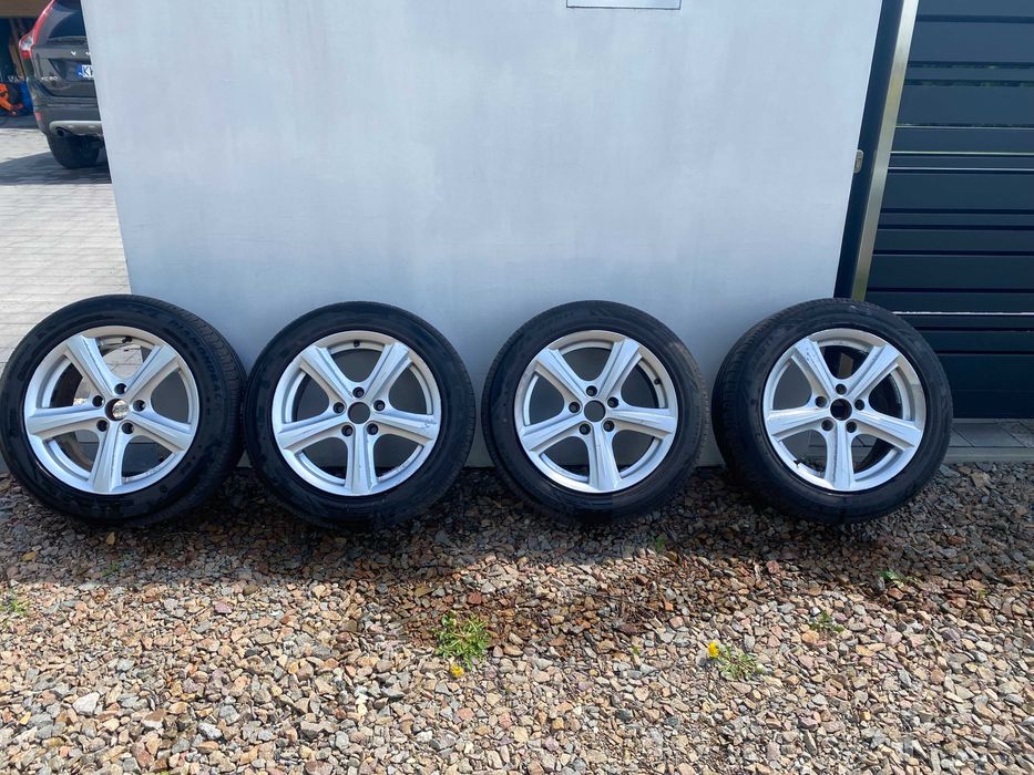 Alufelgi  TOORA VW PASSAT B5fl Komplet