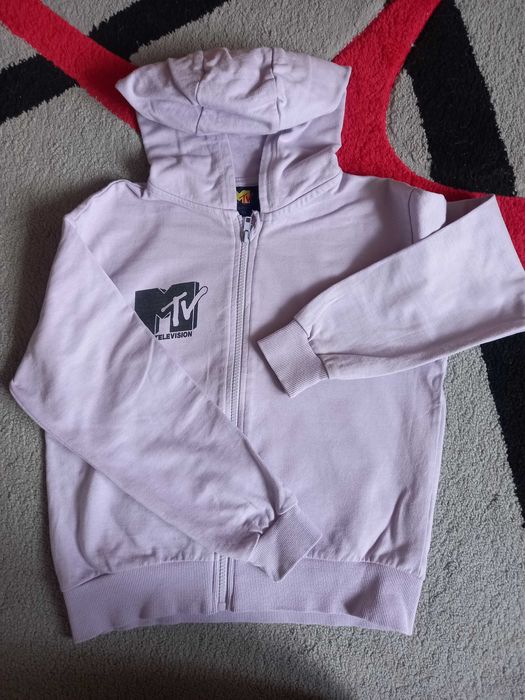 Bluza spodnie 130-140  zestaw gratis