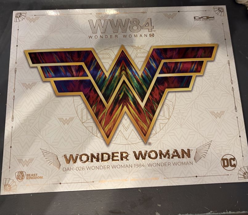 Wonder woman 1984 figurka DC