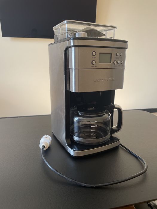 Кавоварка, кавомашина AndrewJames з гріндером для зерен