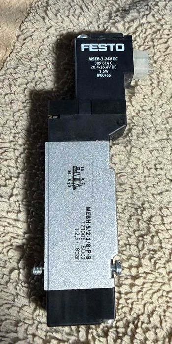 Пневмораспределитель Festo MEBH-5/2-1/8-P-B