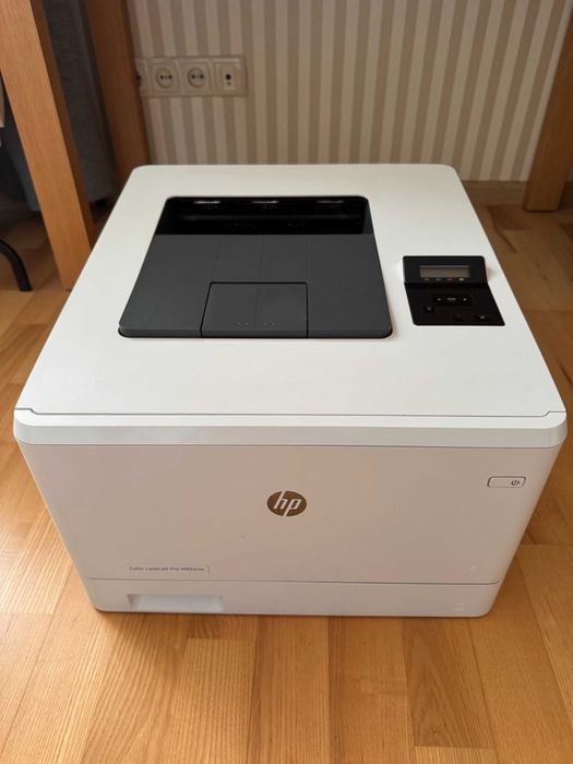 принтер HP Color Laserjet m452nw