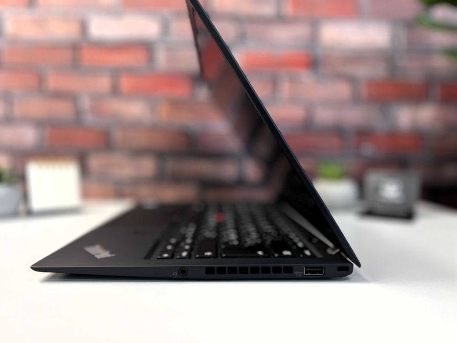 LapTop Lenovo ThinkPad X1 Carbon G5·i5-6300U·8GB+SSD256·14"IPS·Гаранті