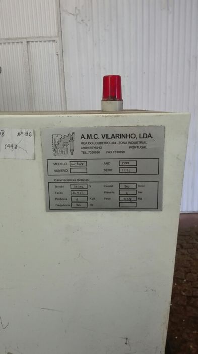 Maquina de escolher discos de cortiça