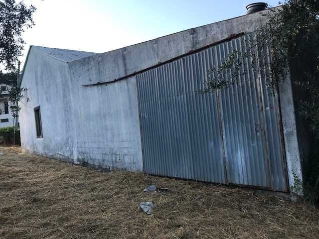 Armazém /Oficina com terreno