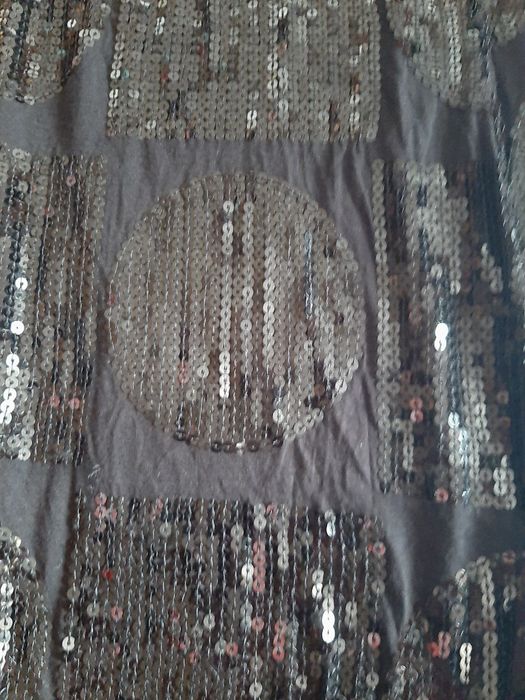 Suknia na sylwestra lub szczególną okazję, cekiny, duża