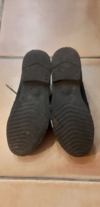 Sprzedam buty dla chłopca firmy Lasocki