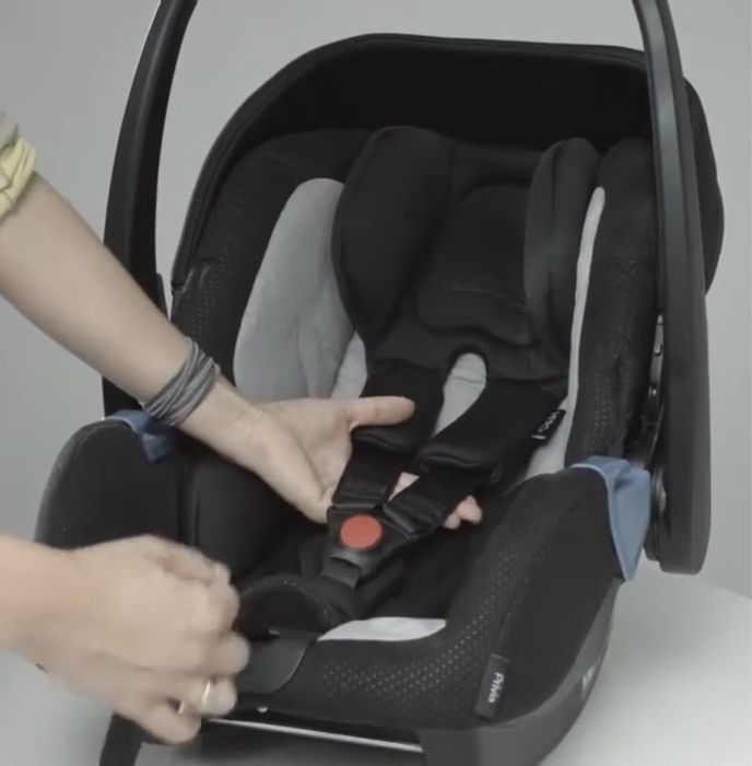 Автолюлька Recaro Privia