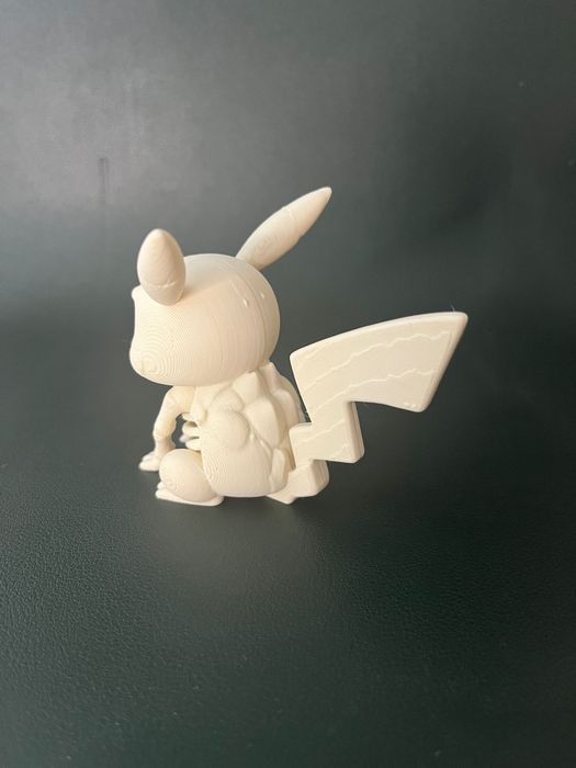Figura Pokémon Pikachu Esqueleto