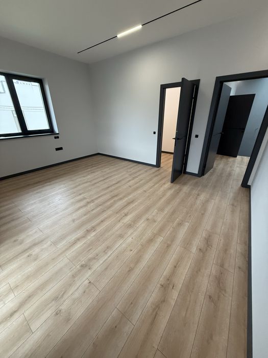 Окремий будинок собняк дім