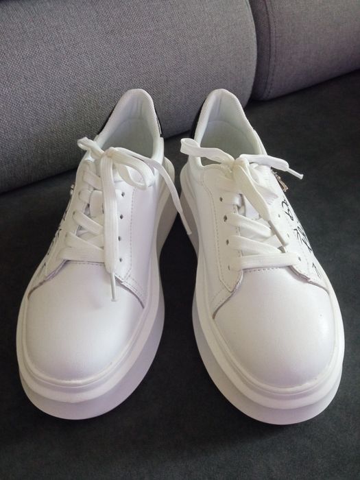 Sneakersy skórzane Filippo rozmiar 39