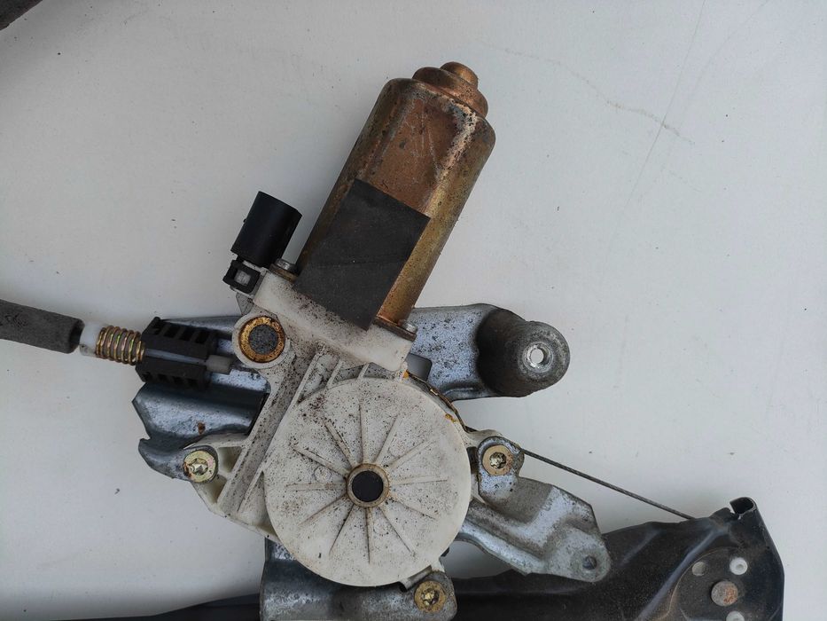 Mechanizm Szyby Prawy Przód Ford Focus MK1 ! ! ! Lipinki • OLX.pl
