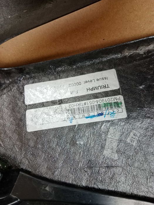Triumph Daytona 765 Moto 2 Prawy Bok Boczek Owiewka Boczna Carbon