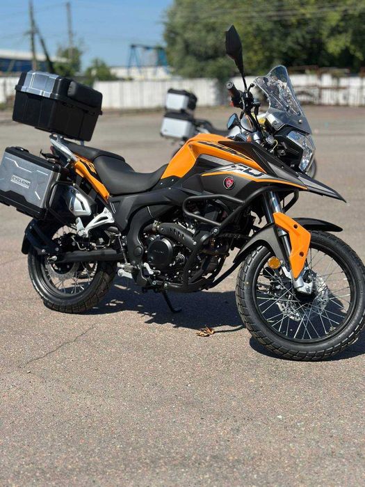 Мотоцикл CYCLONE RX3