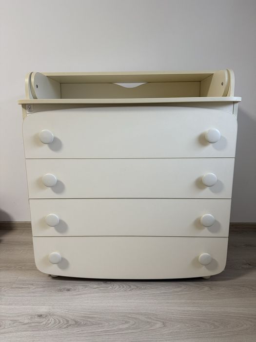 Комод пеленатор фірми Верес