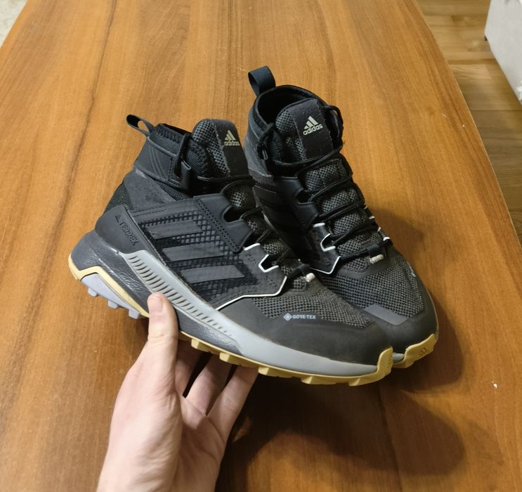 Кросівки спортивні трекінгові Adidas Terrex Trailmaker Mid GTX 38.5р