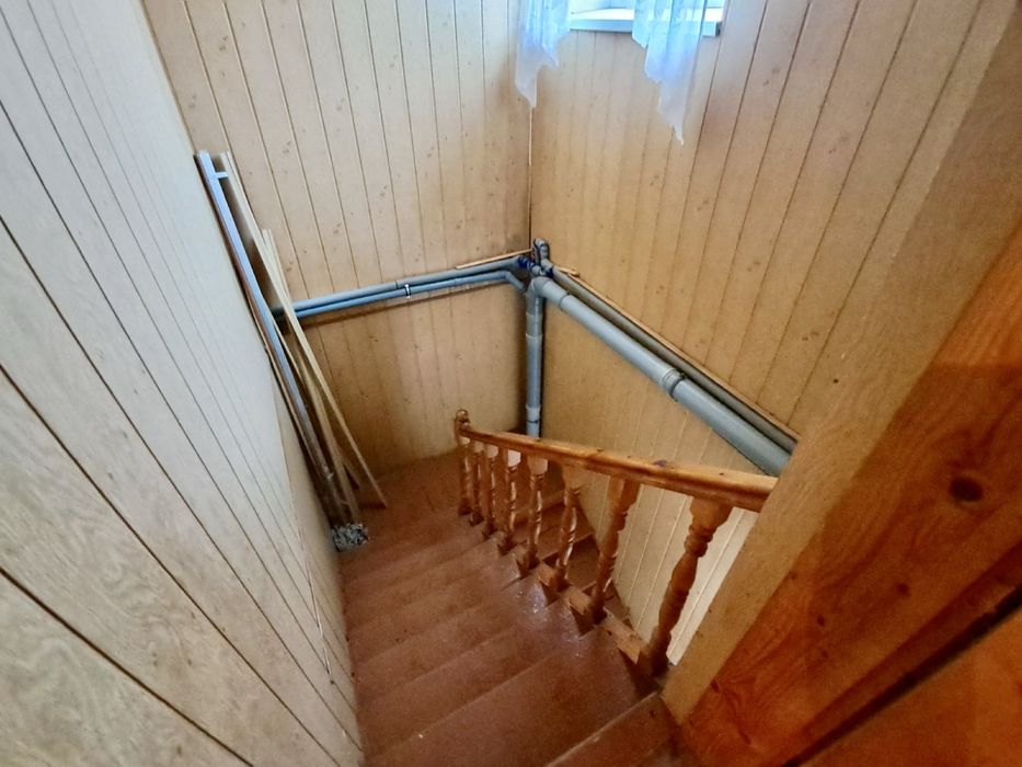 Продається 2-кімнатна квартира. Чортків