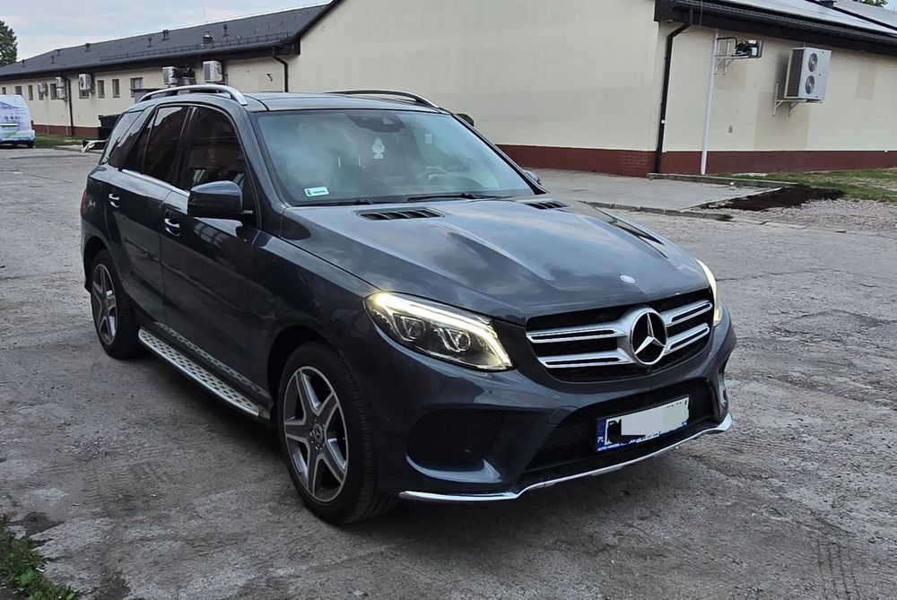 Mercedes-Benz GLE Mercedes-Benz GLE 250 d 4MATIC • 204 KM • 111 tys. km • PANORAMA • AMG