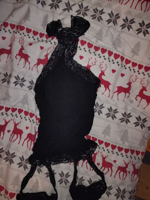 Zestaw bielizny z pończochami