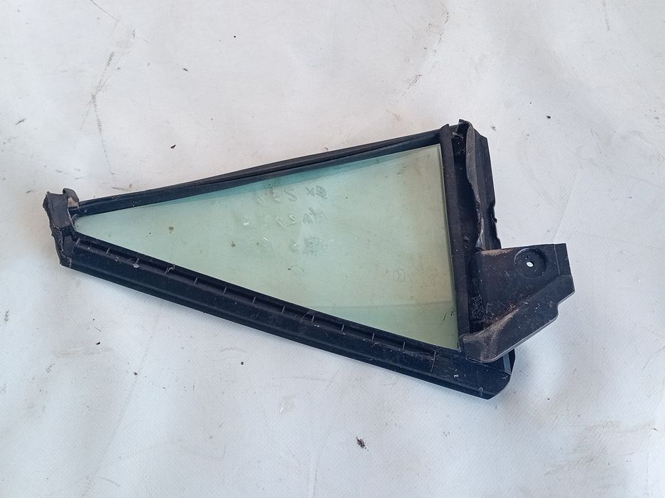 Vidro triangular da porta trás esquerdo MAZDA 6 Hatchback (GH)