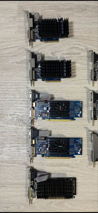 Відеокарта NVIDIA GeForce GT 710 з 1/2GB GT210