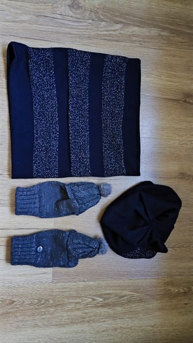 Komplet zimowy. Czapka + komin + rękawiczki wełna