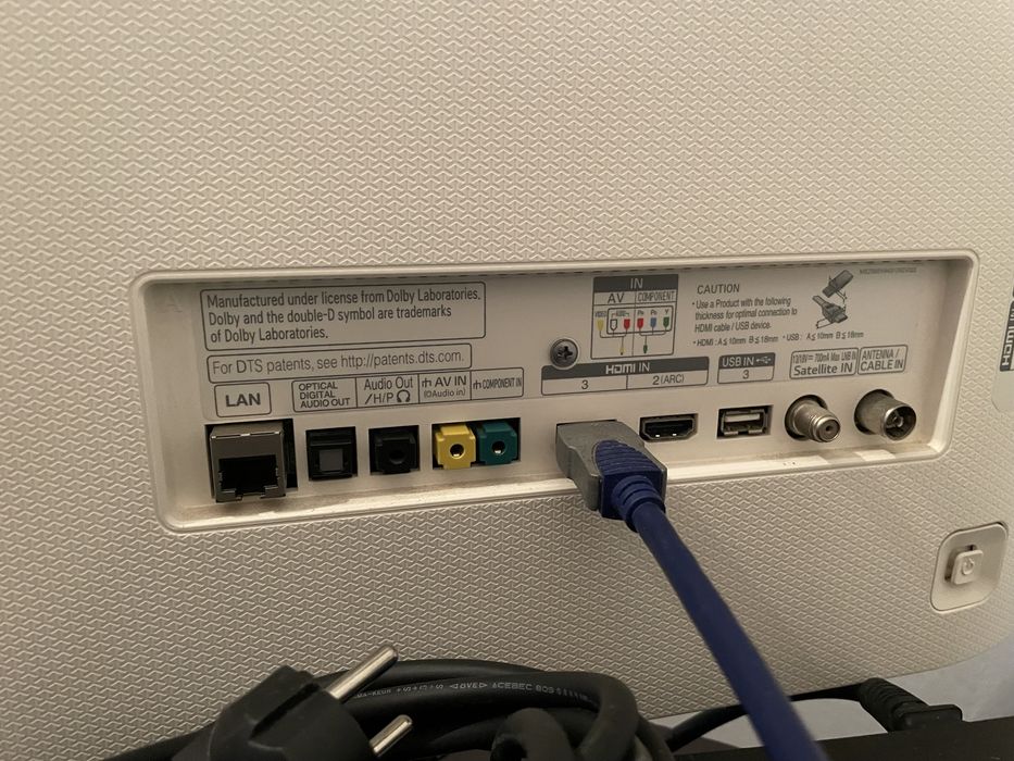 Tv Lg 55 polegadas 3D (ecrãn danificado)