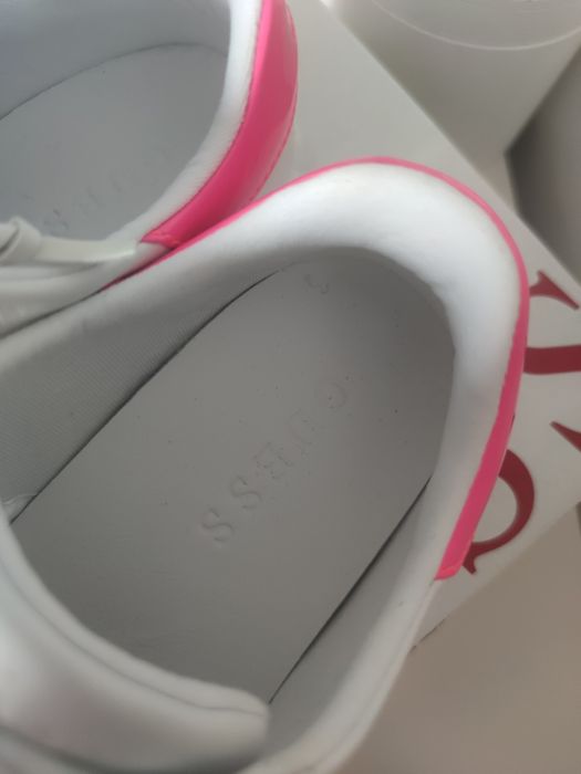 Nowe oryginalne sneakersy Guess rozm. 38