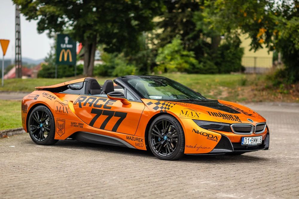BMW i8