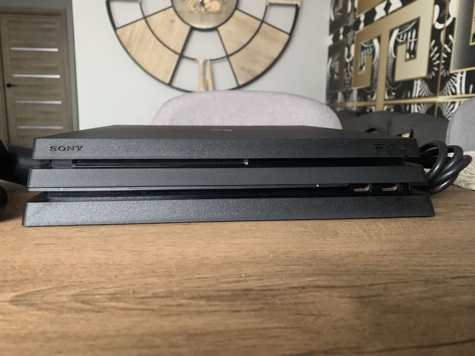 Konsola PlayStation 4 Pro 1TB/Użyta Kilka Razy/Dualshock/GW/Wysyłka!