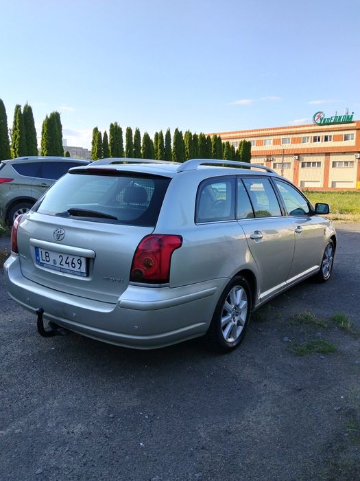 Авто універсал Avensis 2.0 D‑4D для ЗСУ