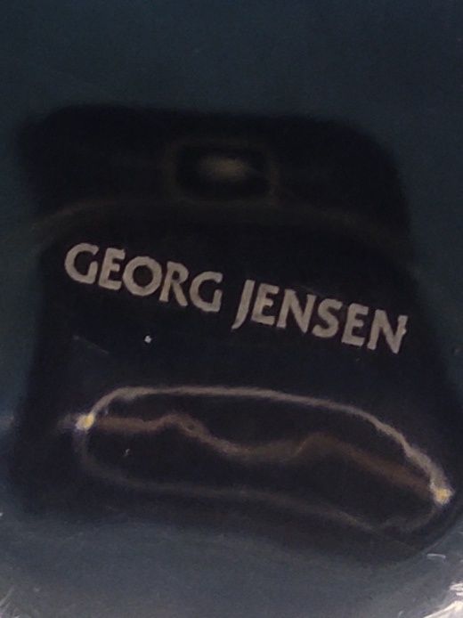Бонбоньєрка від GEORG  JENSEN.