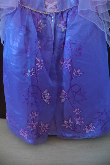 Novo-Vestido Rapunzel-Disney oficial