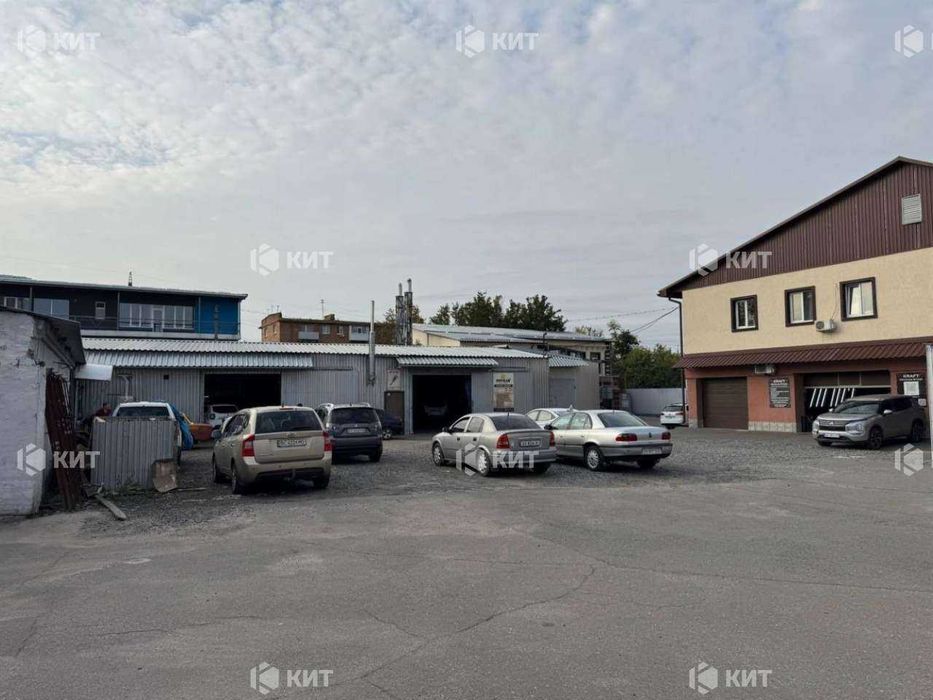 Продажа комплекса зданий в центре города, общая площадь 3000м2, 130122