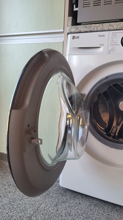 Máquina de Lavar Roupa LG 8.5 kg - 1200 rpm