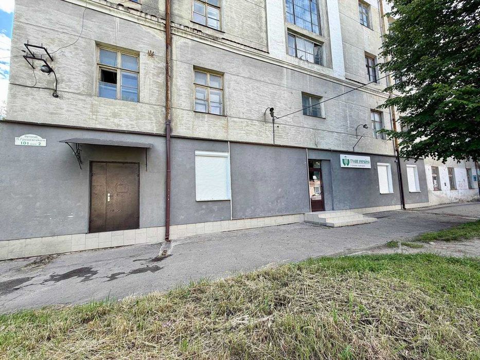 Оренда фасадного комерційного приміщення в м. Дрогобич