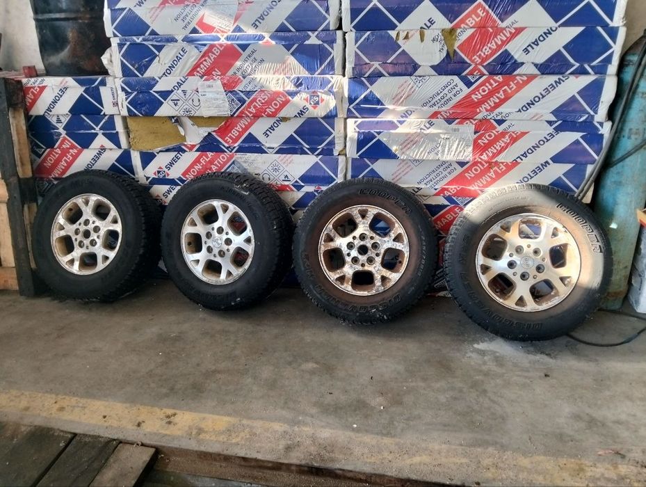 Продам комплект коліс