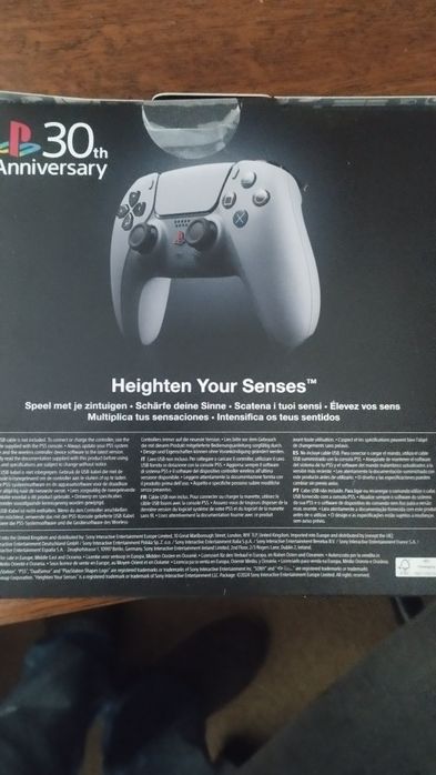 Dualsense PS5 oficial 30 aniversário