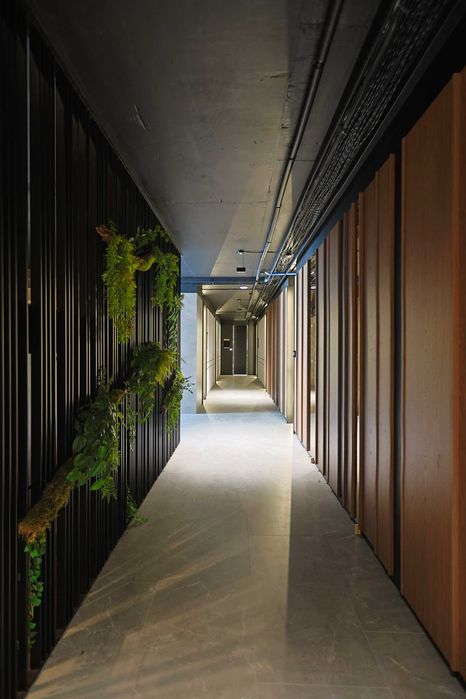 Оренда офісу 230 м² у бізнес-центрі UBC, Ужгород, 4 поверх – BC 405