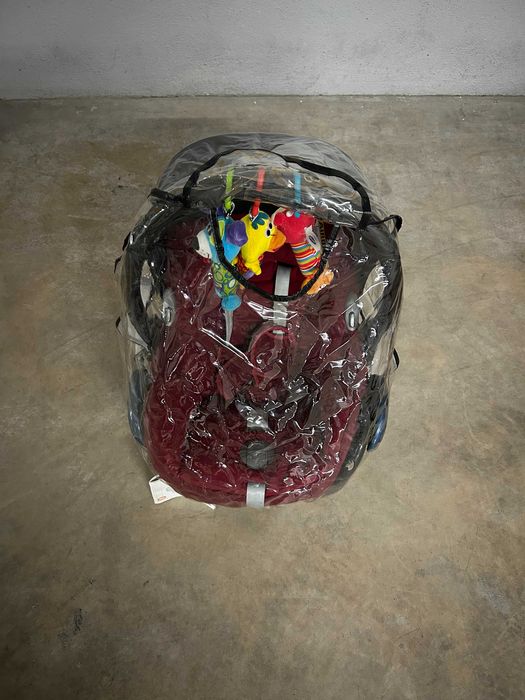 Cadeira Auto + Carrinho bebé + Ovo + Base Isofix em excelente estado