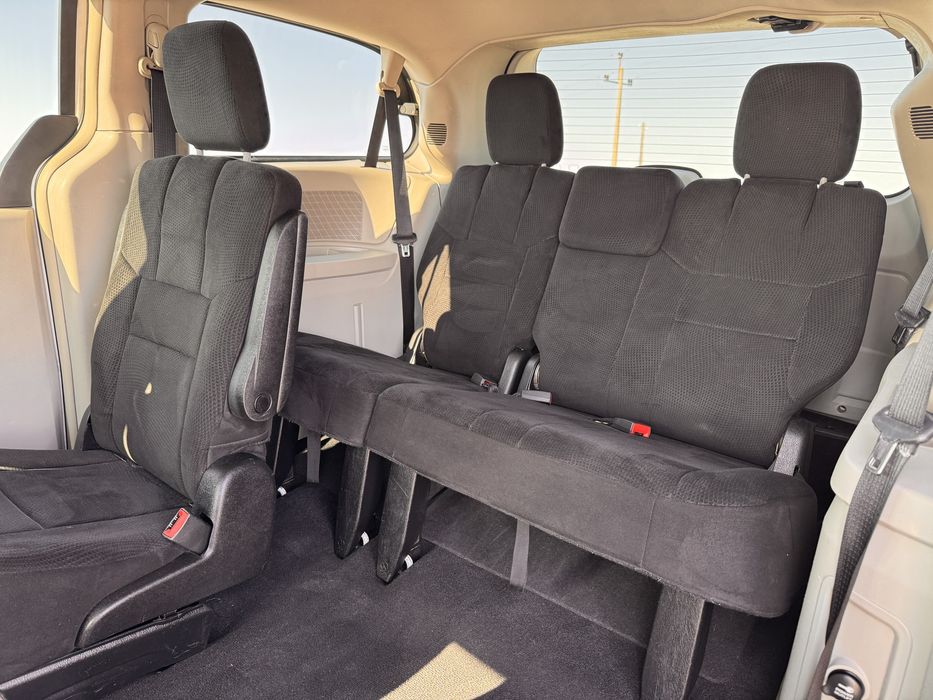 Chrysler town & country