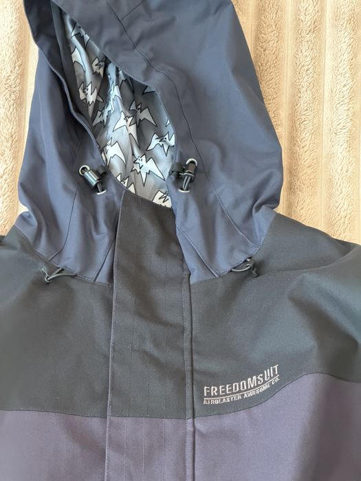 Продам комбенізон Airblaster Freedom сноуборд лижний